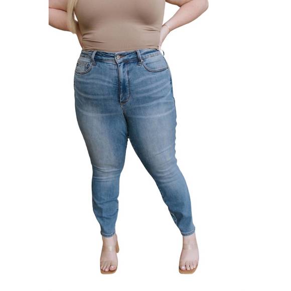 NEW JUDY BLUE high rise control top shield pocket skinny jeans in medium wash - Picture 1 of 5